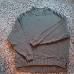 Aerie Oversized mkck Neck Sweatshirt Olive Green Small
